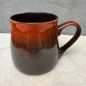 Pisten Homme 18 oz handmade glazed potbelly ceramic coffee mug.